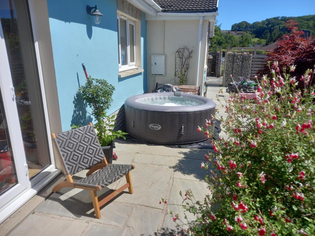 No 9 Manor Way Leilighet Carmarthen Eksteriør bilde